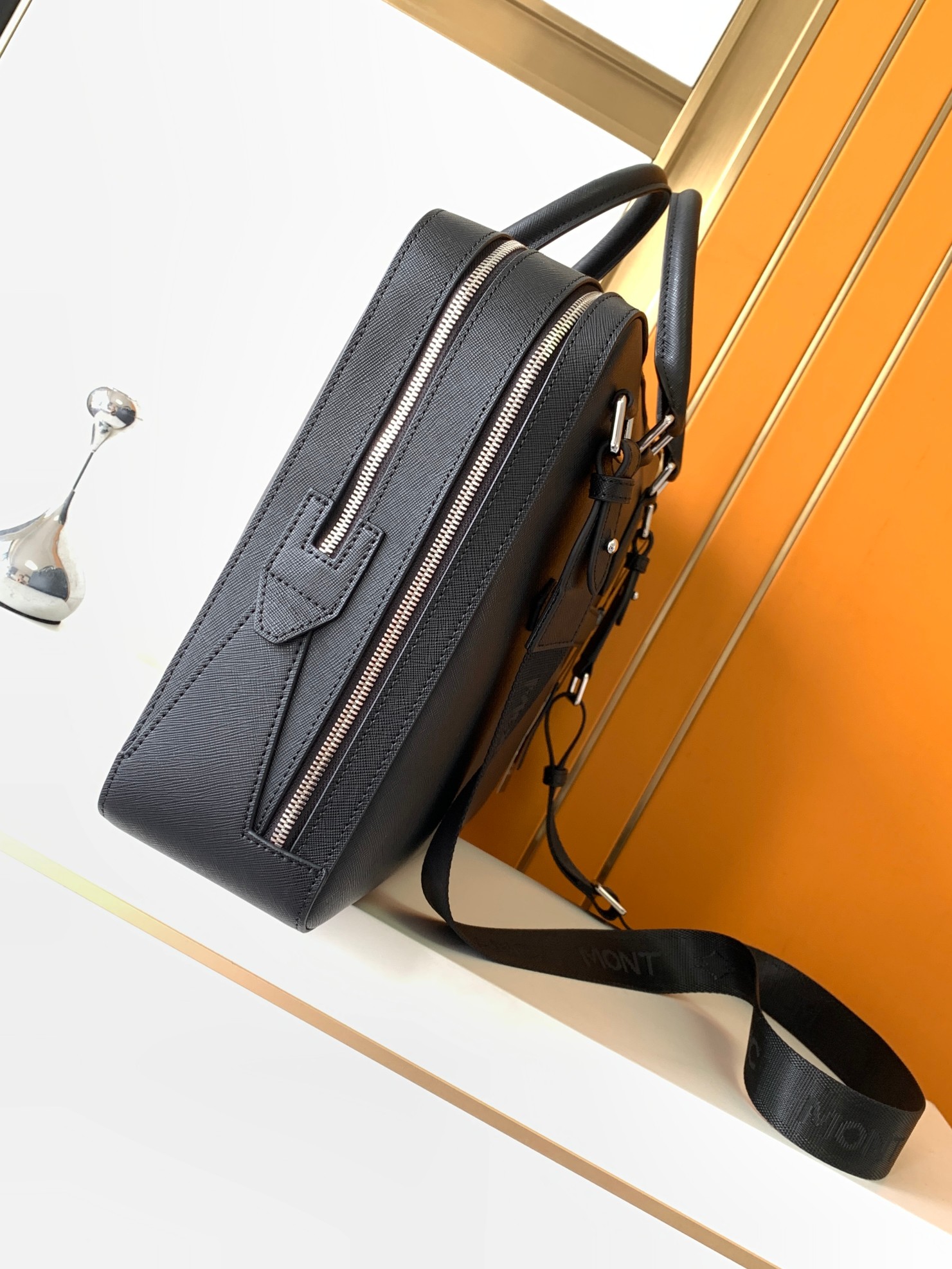 Luxuriöse Herren-Handtaschen a – Luxury Tote Bags With Zipper Bewertung und Preis
